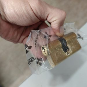 Cilindro Seguridad Serreta Latón Handlock